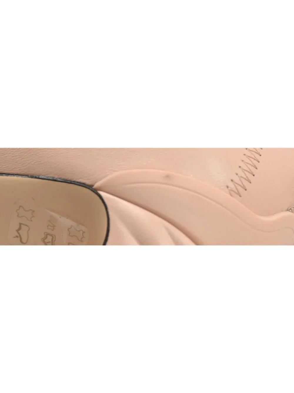 Fendi Promenade Lamb Leather Bootie in Rosa